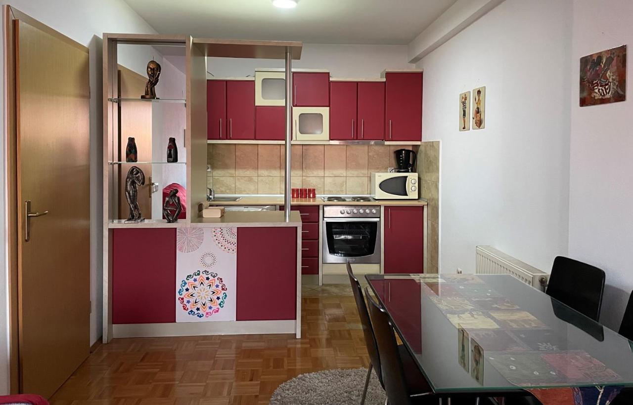 Mexican Touch Apartment With Parking Garage بريشتاين المظهر الخارجي الصورة